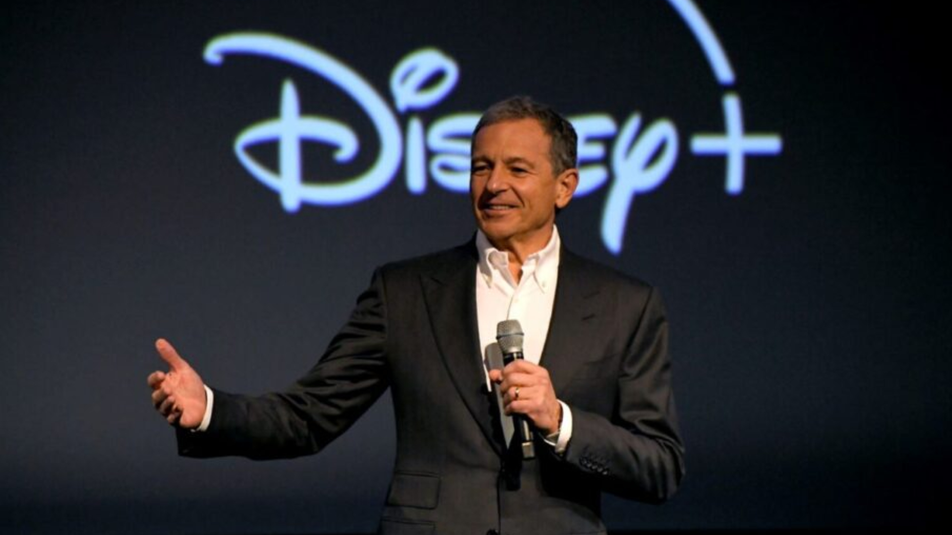 Disney renuncia al «activismo político» y anuncia una nueva visión: «Entretener y no llevar una agenda»