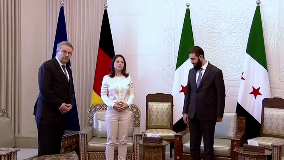 Ministros de Exteriores de Francia y Alemania se reunieron con el líder del nuevo gobierno sirio