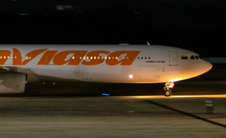 Un nuevo grupo de 199 migrantes venezolanos repatriados