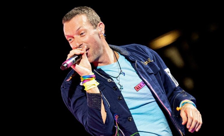 Chris Martin anuncia que sufre depresión