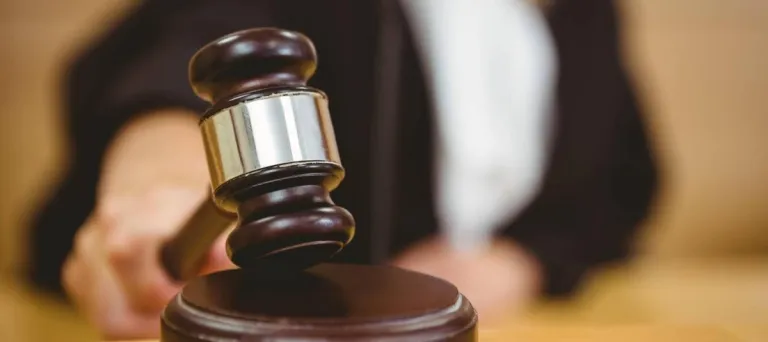 Congresistas de EEUU aprueban ley para limitar el poder de los jueces federales