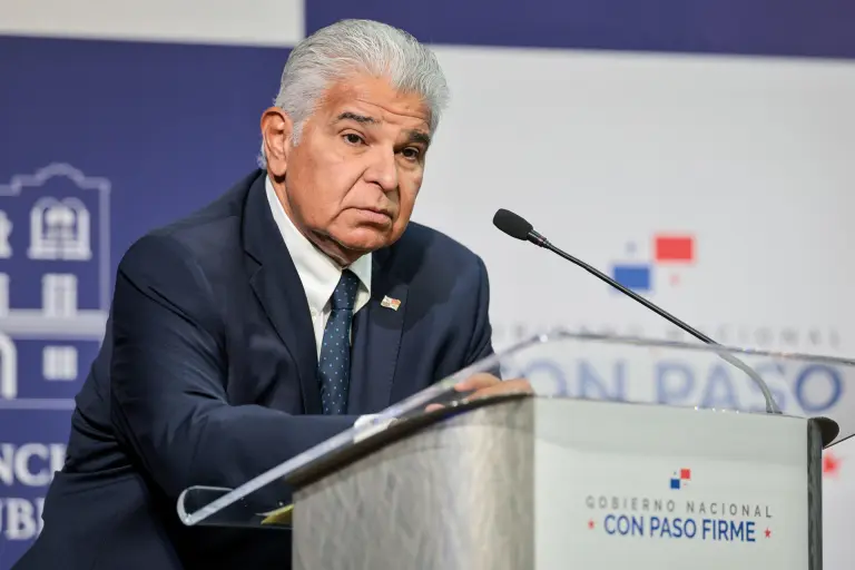 Panamá cierra el paso por el Darién y da por zanjada la crisis migratoria