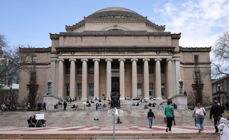 Juez federal impide al gobierno de Trump revocar el estatus legal de estudiantes extranjeros en EEUU