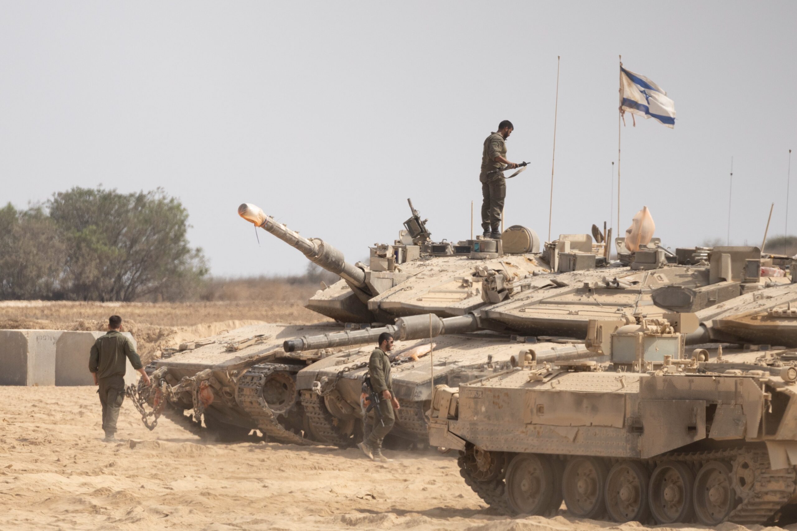 Israel aprueba plan para toma de Gaza y moviliza reservistas