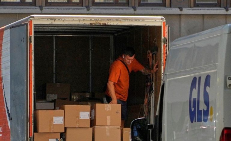 EEUU elimina envíos gratis: nueva medida de Trump