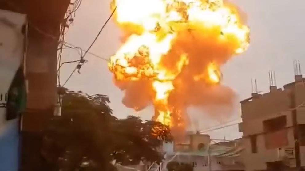 Israel ataca infraestructuras en la capital de Yemen