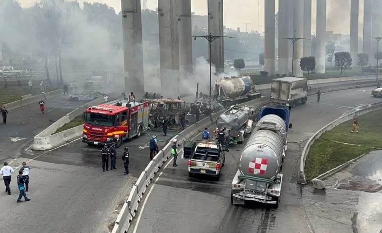 Camión de gas explota en CDMX y deja decenas de heridos