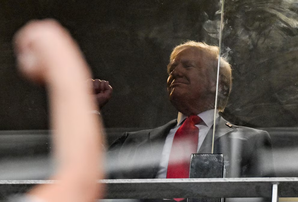 Trump rinde homenaje a Charlie Kirk