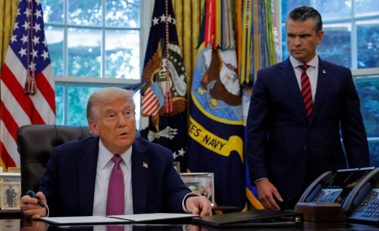 Trump ordena derribar aviones venezolanos