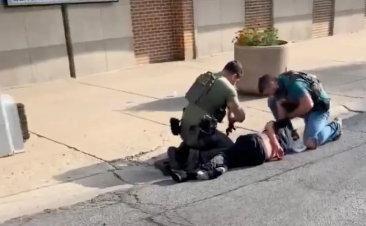 Chicago sacudida por acción de ICE