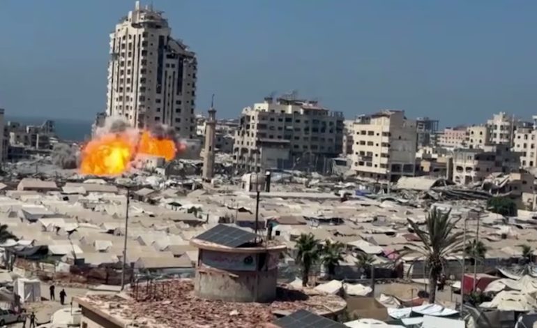 Israel bombardea edificio de Hamas en Gaza