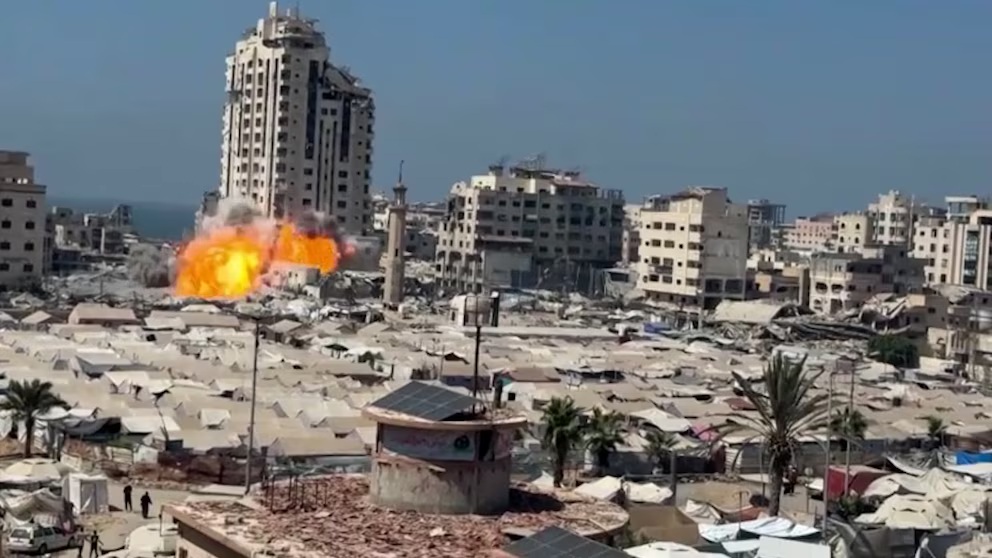 Israel bombardea edificio de Hamas en Gaza