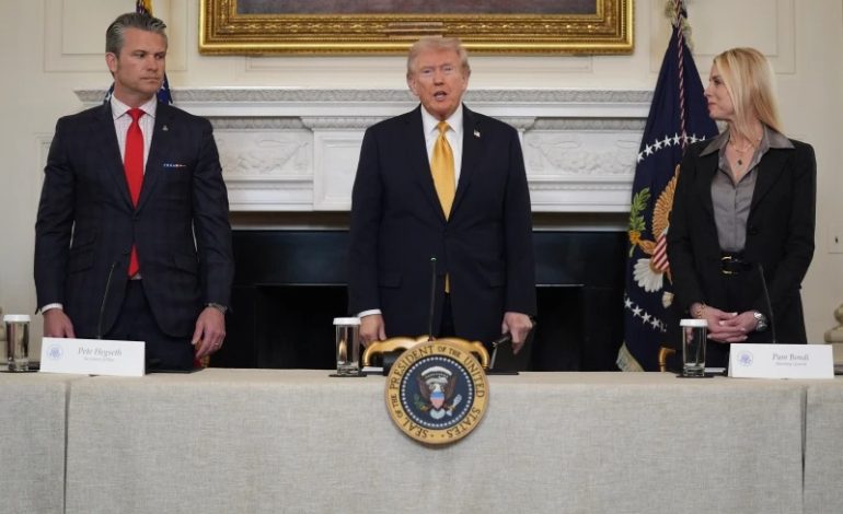 “Los próximos golpes serán en tierra”, dice Trump
