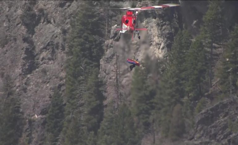Un erscalador de 37 años rescatado por helicóptero tras caída de más de 40 pies en American Fork Canyon.