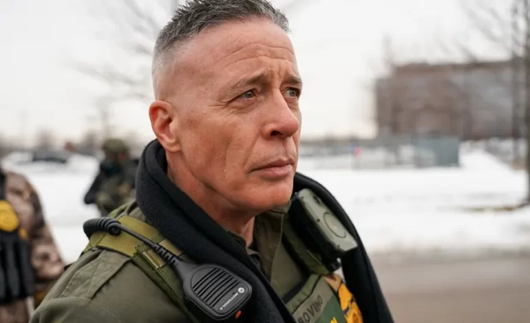 Bovino deja la Patrulla Fronteriza de EEUU