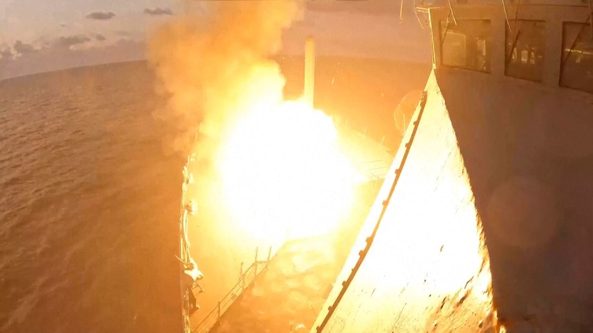 EE.UU. difunde video del ataque con misiles Tomahawk contra Irán