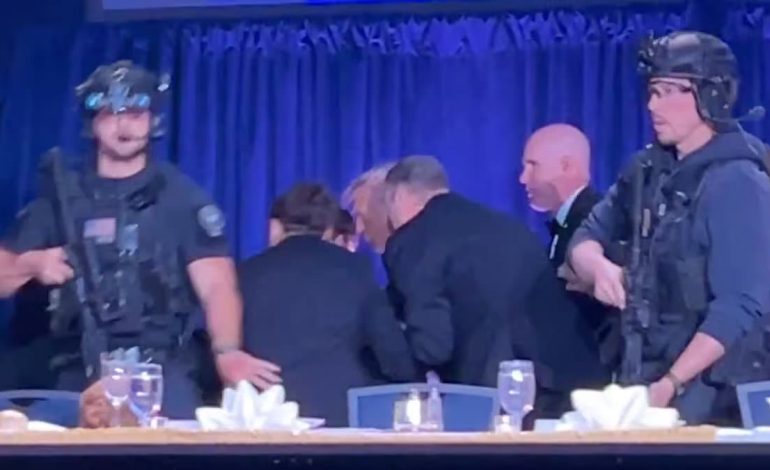 Evacúan a Trump de la cena de corresponsales por alerta de seguridad