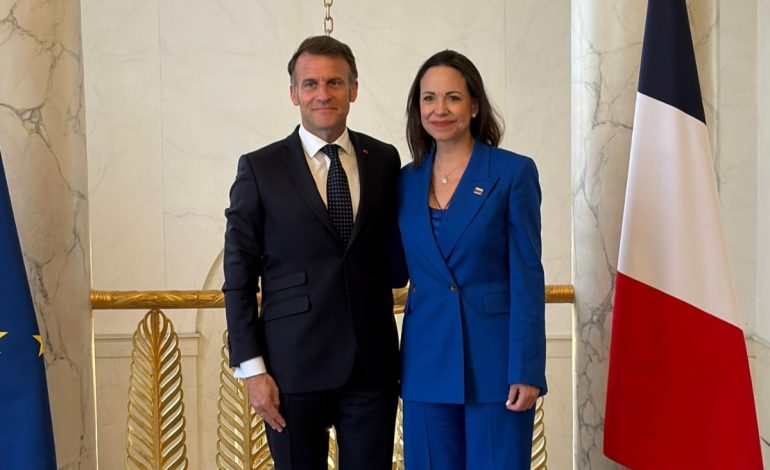 Machado agradece a Macron su apoyo a Venezuela