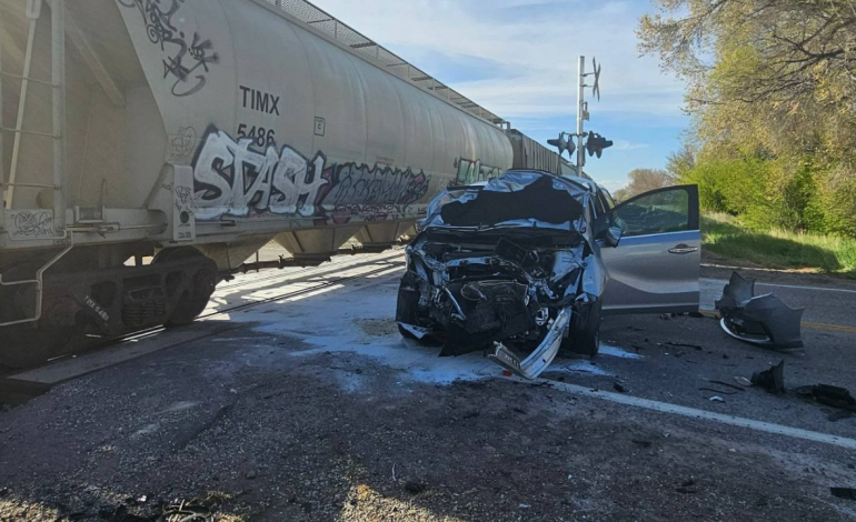Tren choca contra furgoneta en Box Elder