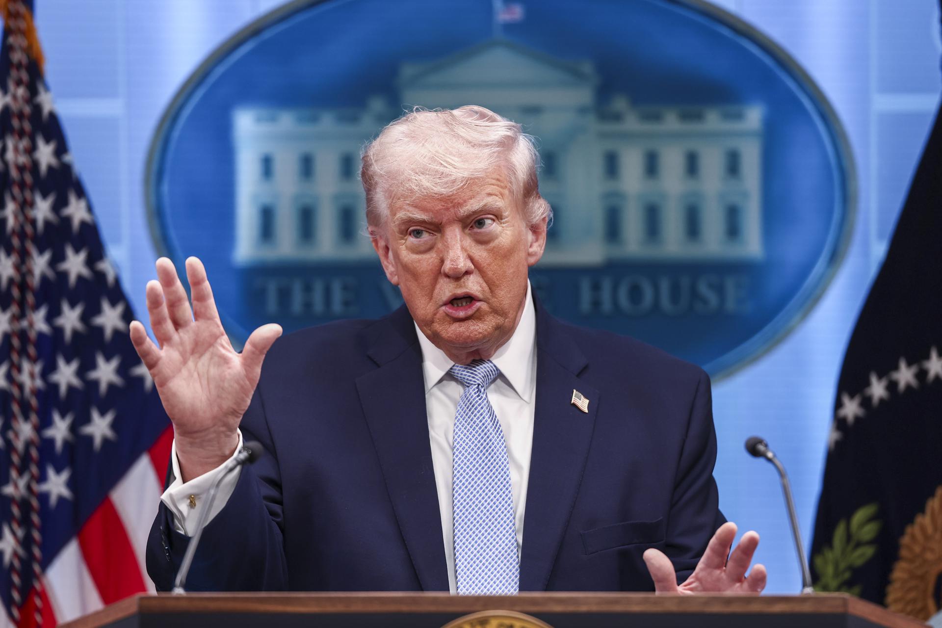 Trump afirma ser más popular que nadie en Venezuela