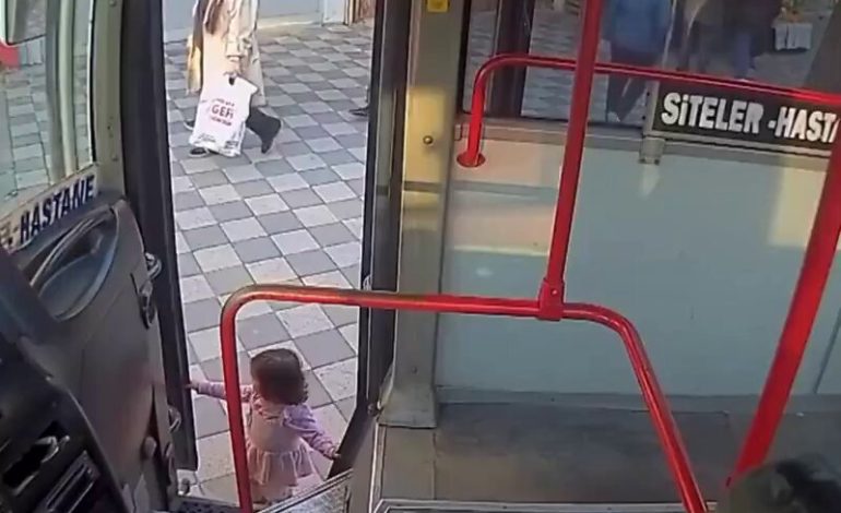 2 años, un autobús y un héroe sin capa