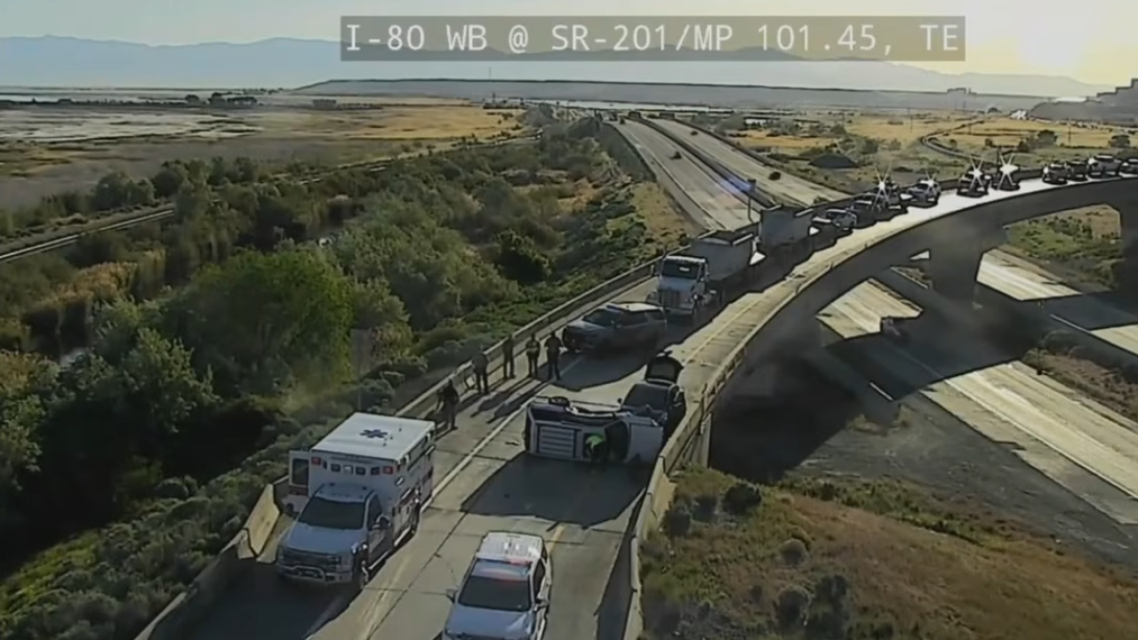 Accidente cierra rampa de I-80 en Tooele