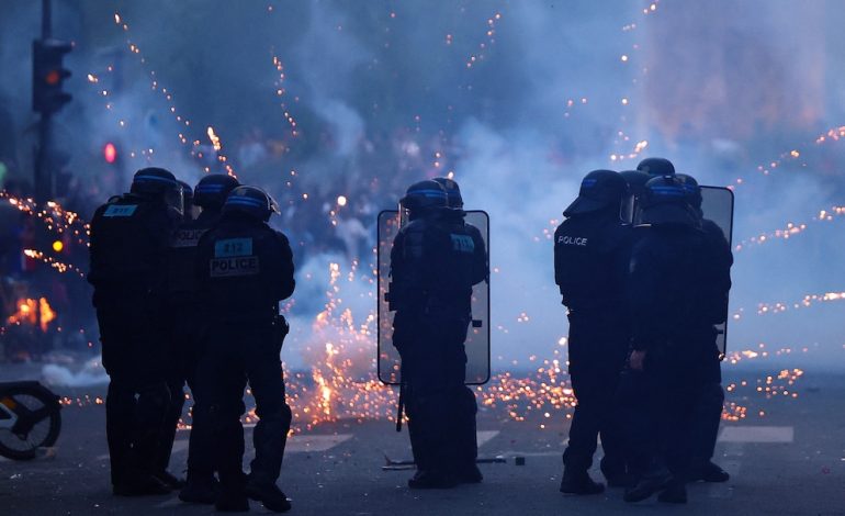 Caos en las calles de París tras la victoria del PSG en la final de la Champions