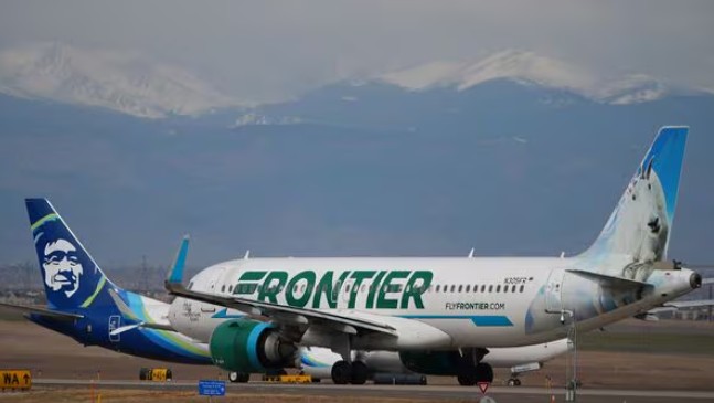 Fatal cruce en Denver avión impactó a un hombre