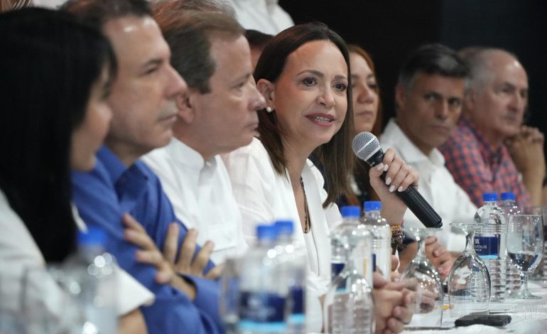 Machado propone negociación seria y responsable en Venezuela