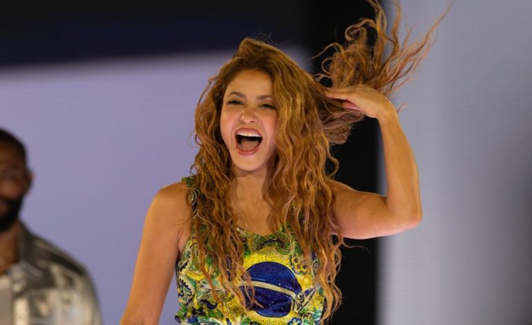 Shakira hace historia en Copacabana ante dos millones de personas