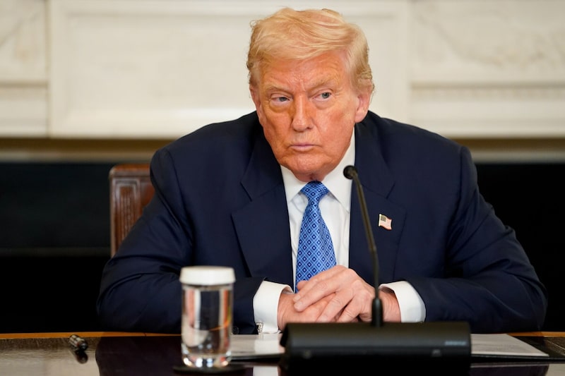 Trump culmina examen médico de tres horas en buen estado