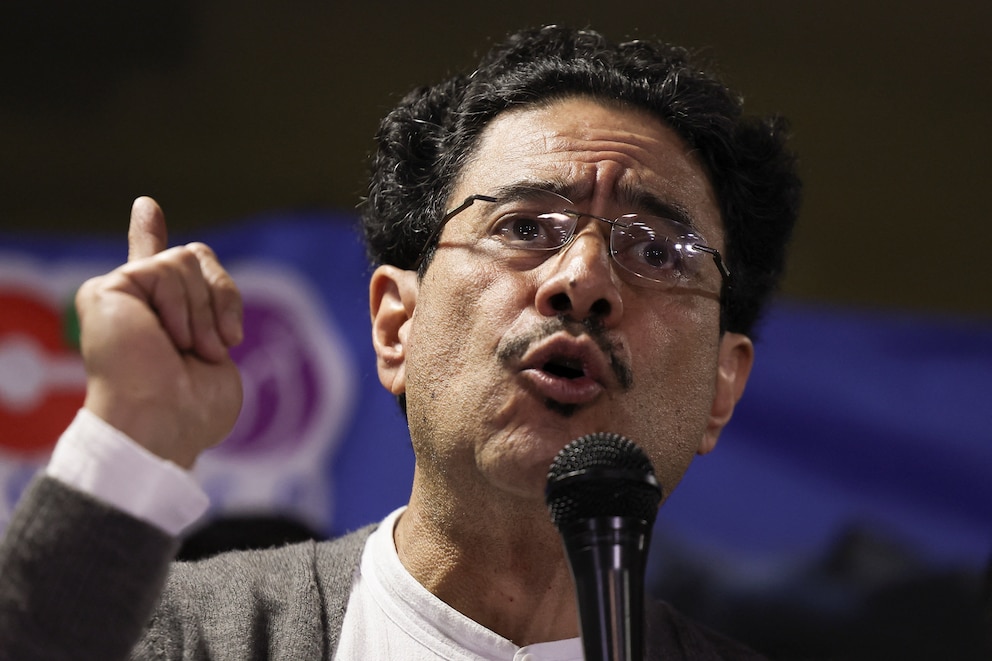 Iván Cepeda cuestiona cifras  de la primera vuelta