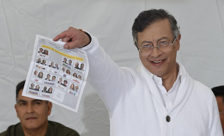 Petro llama a votar libre en elecciones 2026