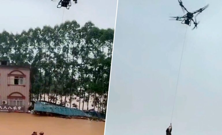 Drones rescatan a atrapados por inundaciones en China
