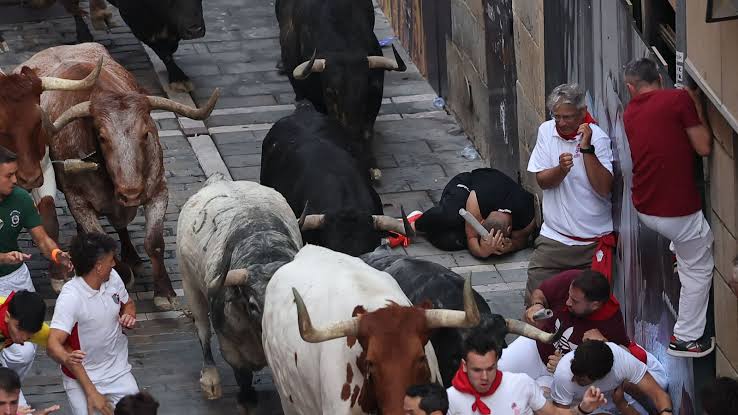 Pamplona vibra con el primer encierro de San Fermín