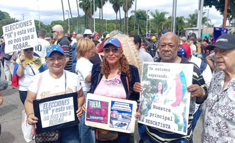 Venezolanos marchan contra el interinato de Delcy Rodríguez
