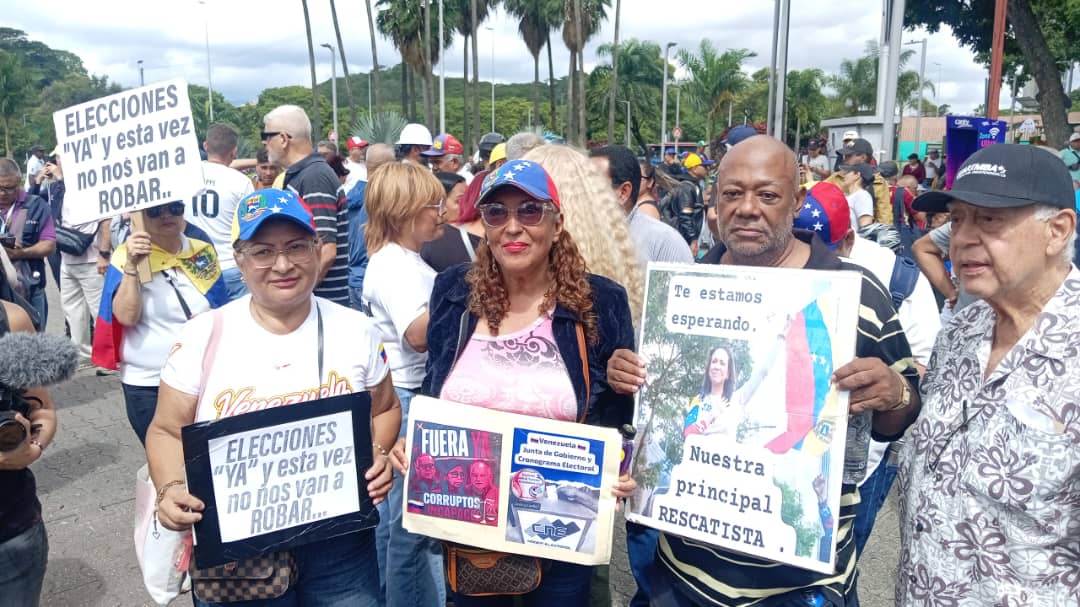 Venezolanos marchan contra el interinato de Delcy Rodríguez