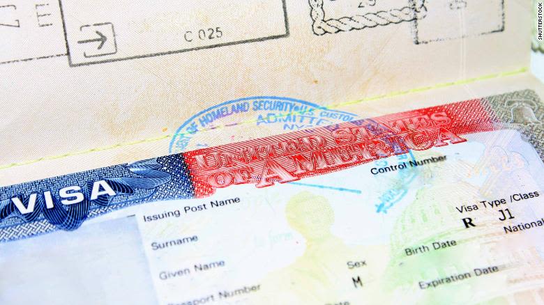 EEUU amenaza con revocar 200 mil visas