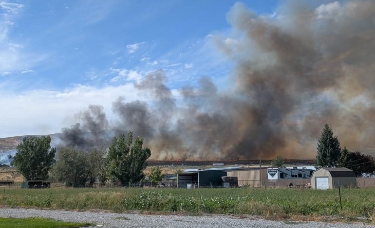 I-15 reabre; evacuaciones siguen por incendio Harley
