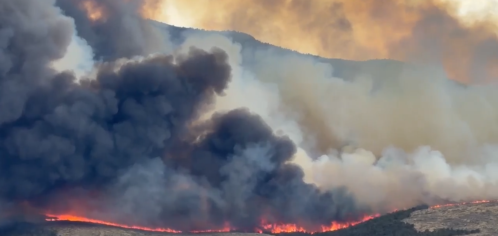 Incendio Tom Creek se intensifica en las Simpson
