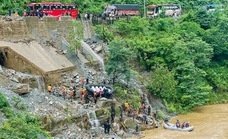 Tragedia en Nepal: aluvión devasta Rasuwa