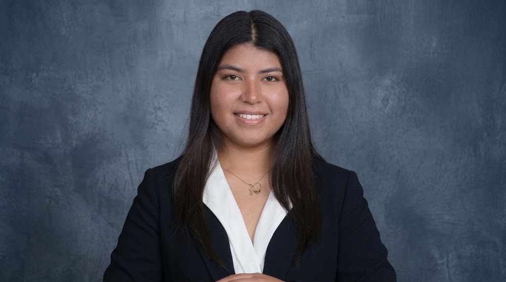 Estudiante hispana, seleccionada para programa vinculado a la NASA