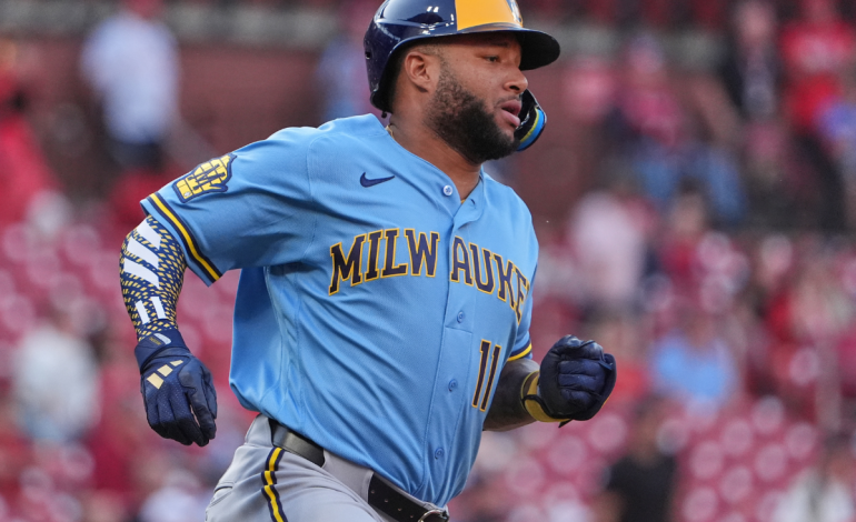 Jackson Chourio hace historia en Grandes Ligas