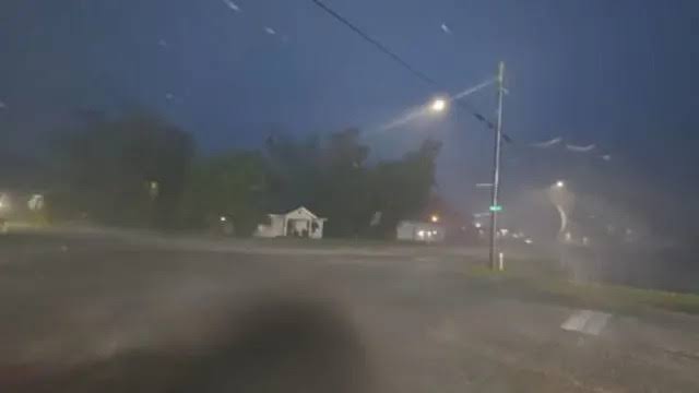 Lluvias extremas azotan Texas