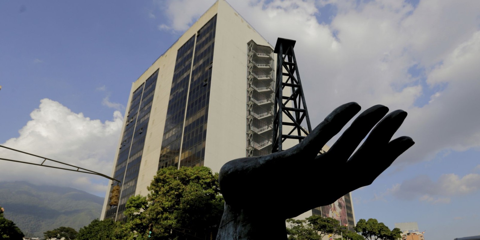 Trump afirma que EEUU tomó el control de Venezuela