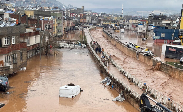 Lluvias torrenciales inundan Estambul
