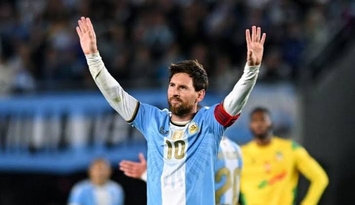 Noche eterna: Messi dijo adiós en el Monumental