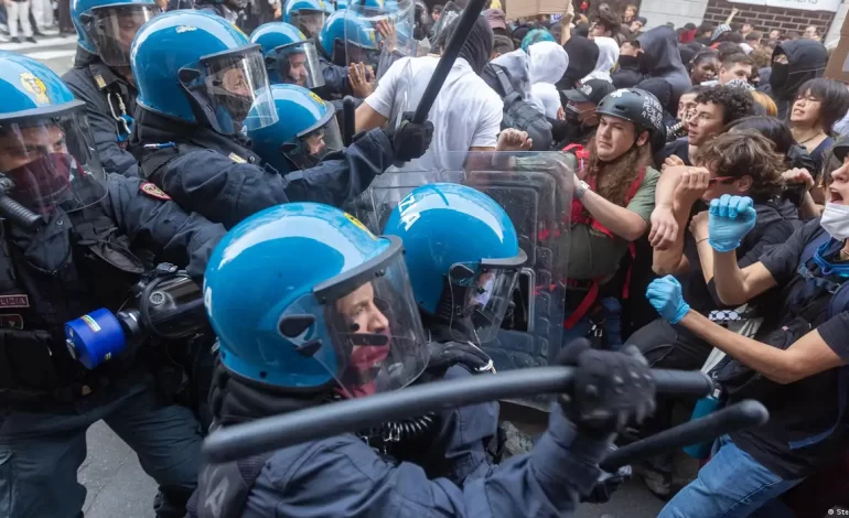 Protestas por el costo de vida terminan en disturbios en Italia