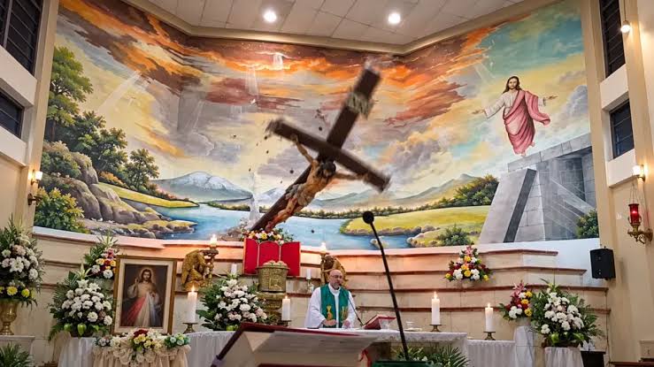 Tragedia en Guayaquil: sacerdote fallece durante la eucaristía